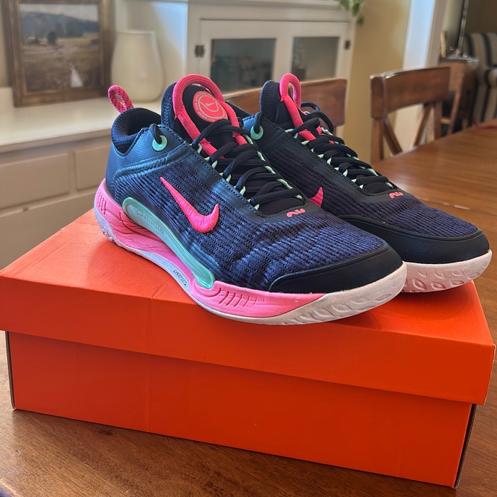 Men’s Nike hard court tennis shoes